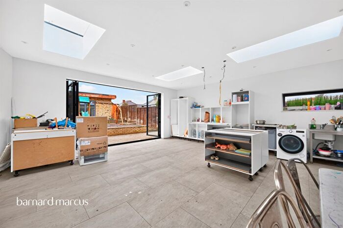 3 Bedroom Semi-Detached House For Sale In Tolworth Rise South, Surbiton, KT5
