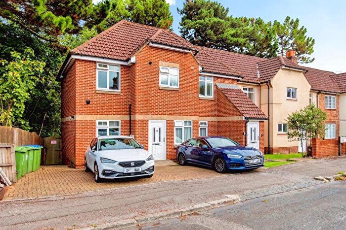 2 Bedroom Maisonette For Sale In Phillimore Road, Southampton, SO16