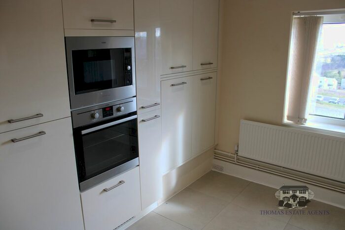 3 Bedroom Flat To Rent In Heol Ioan, Penrhys, Ferndale, Rhondda Cynon Taff, CF43