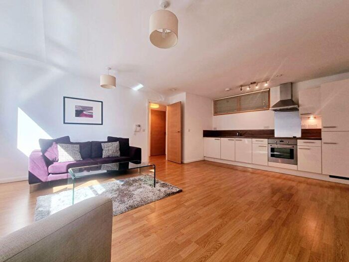 1 Bedroom Apartment To Rent In Mann Island, Liverpool, L3