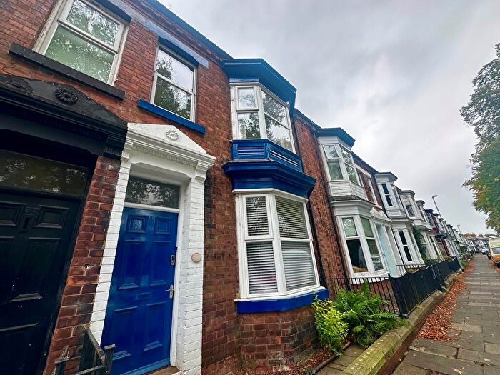 4 Bedroom Terraced House For Sale In Victoria Embankment, Darlington, DL1