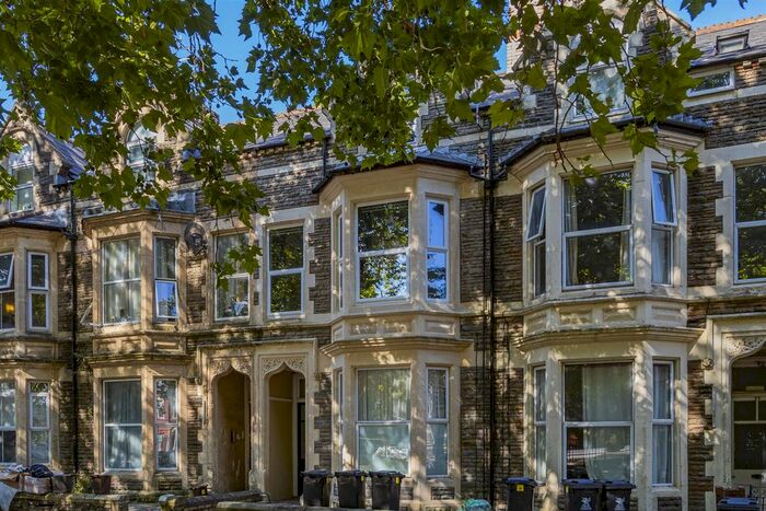 2 Bedroom Flat To Rent In Howard Gardens, Adamsdown, CF24
