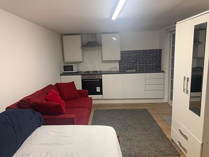 Studio To Rent In Grange Park Road, Thornton Heath, CR7