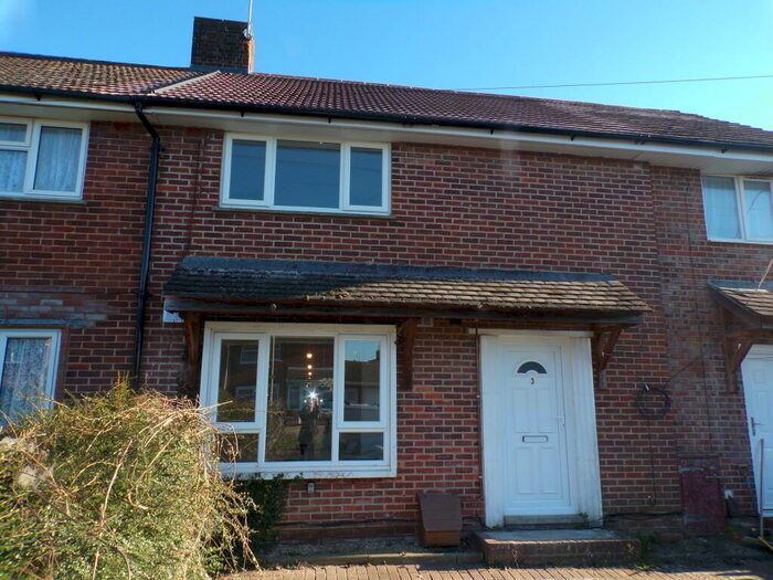 3 Bedroom House To Rent In Rowlings Road, Winchester, SO22
