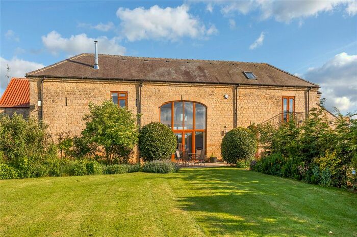 3 Bedroom Link Detached House For Sale In Whitwell Common, Worksop, Derbyshire, S80