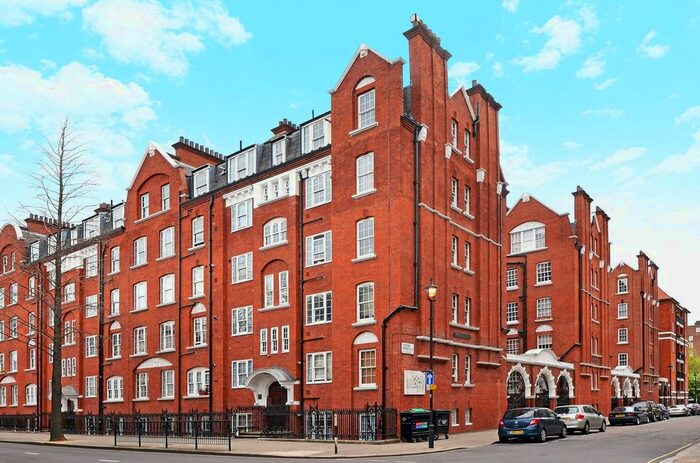 Studio To Rent In Regency Street, Westminster, London, SW1P