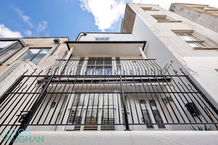 4 Bedroom Semi-Detached House For Sale In Eastern Street, Brighton, BN2