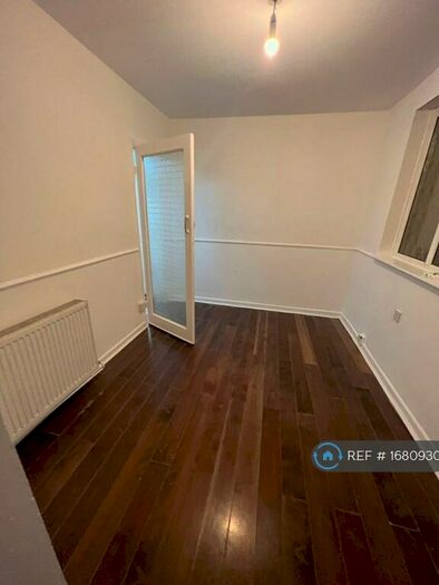 2 Bedroom Semi-Detached House To Rent In Ripple Road, Barking, IG11