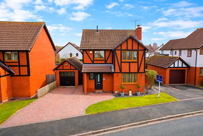 3 Bedroom Detached House For Sale In Tudor Way, Great Boughton, CH3