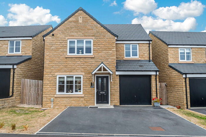 4 Bedroom Detached House For Sale In Weaving Mews, Skelmanthorpe, HD8
