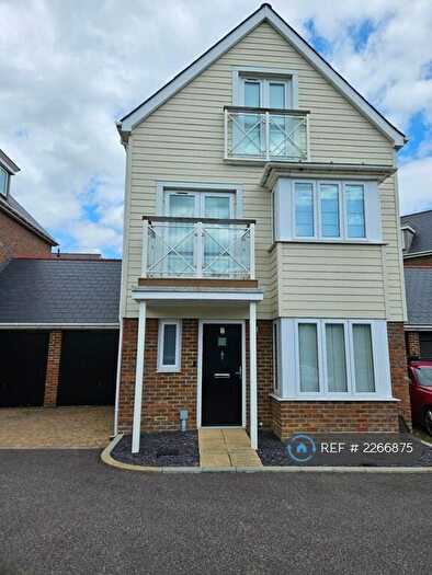 4 Bedroom Detached House To Rent In Steadman Close, Snodland, ME6
