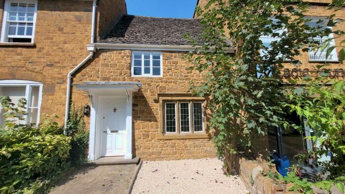 1 Bedroom Apartment To Rent In South Bar Street, Banbury, Oxon, OX16