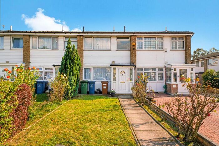 2 Bedroom Terraced House To Rent In Eastcote Lane, Harrow, HA2