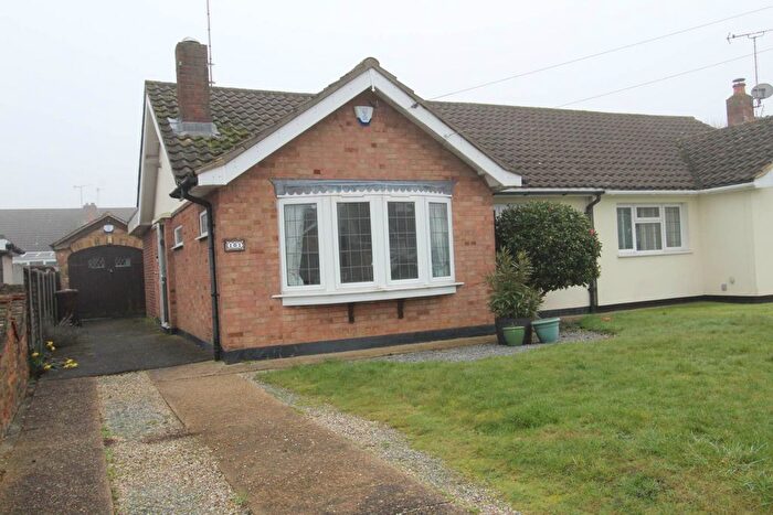2 Bedroom Semi Detached House To Rent In Sandown Road, Thundersley, SS7