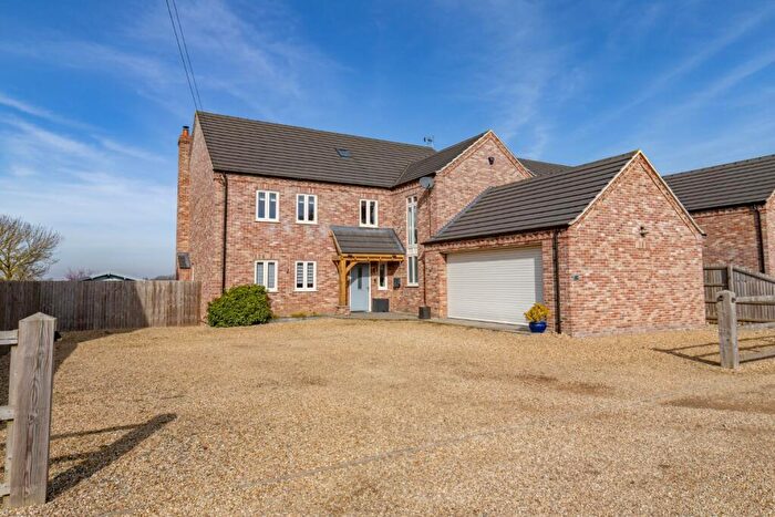 5 Bedroom Detached House For Sale In Smeeth Road, Marshland St James, Wisbech, PE14