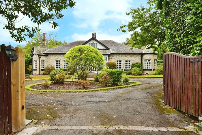 3 Bedroom Bungalow For Sale In Hobcroft Lane, Mobberley, Knutsford, Cheshire, WA16