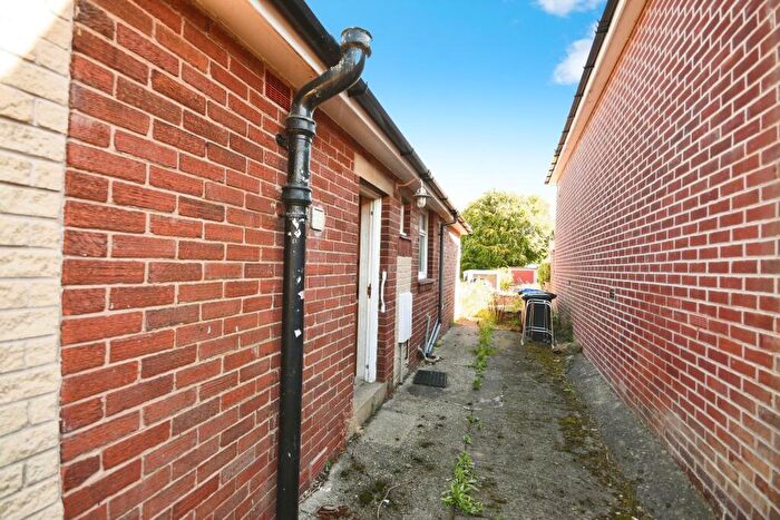 3 Bedroom Bungalow For Sale In Greaves Lane, Stannington, Sheffield, South Yorkshire, S6