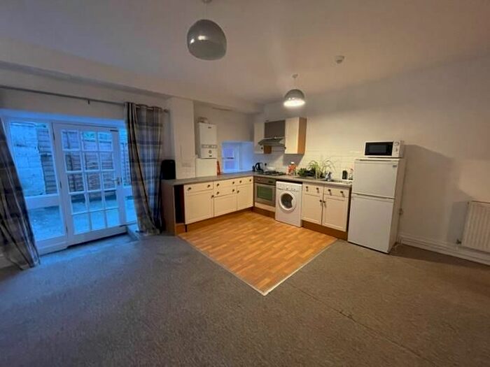 1 Bedroom Flat To Rent In Granby Hill, Bristol, BS8