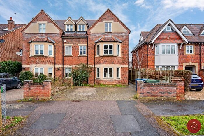 2 Bedroom Flat To Rent In Blandford Avenue, Oxford, OX2