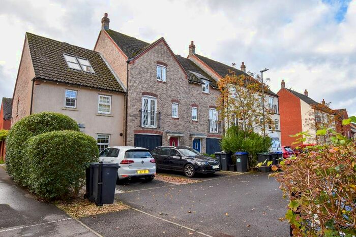 3 Bedroom Terraced House To Rent In Wellworthy Drive, Salisbury, SP2