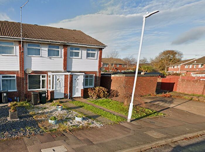 2 Bedroom Property To Rent In Ashford, TN23