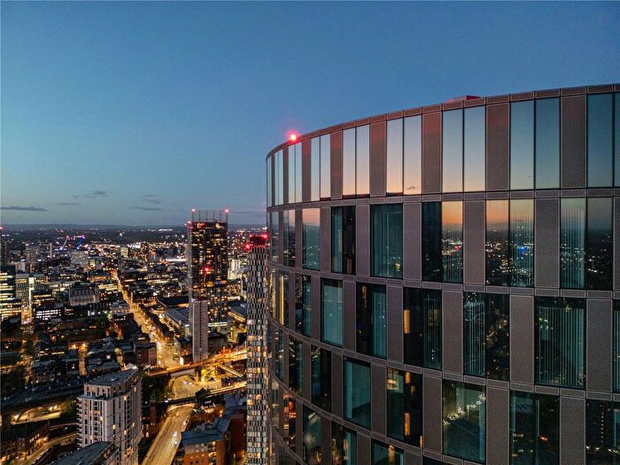 3 Bedroom Flat For Sale In The Newton Thr, Silvercroft Street, Manchester, M15