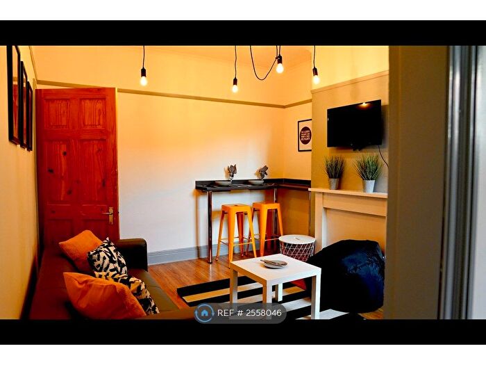 4 Bedroom Terraced House To Rent In Hearsall Lane, Coventry, CV5