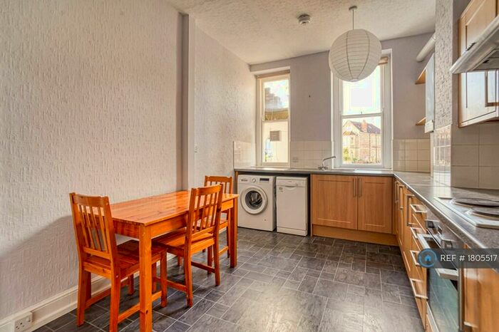 2 Bedroom Flat To Rent In Redland, Bristol, BS6