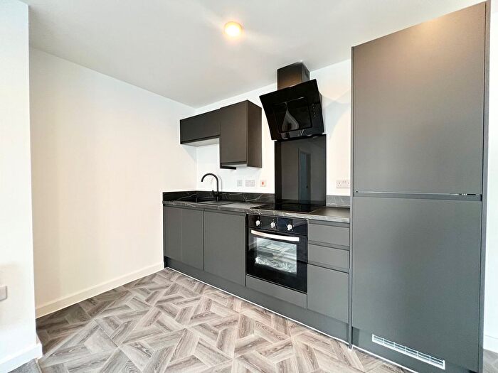 2 Bedroom Flat To Rent In Carnation Place, Nottingham, NG9