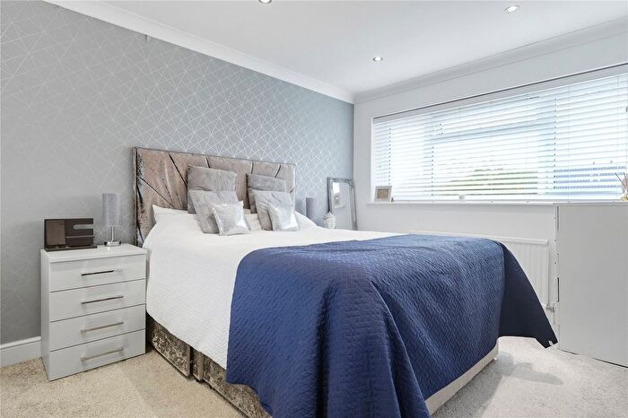 4 Bedroom Semi-Detached House For Sale In Estuary Gardens, Great Wakering, Essex, SS3