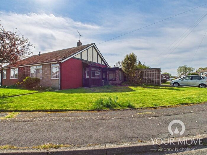 2 Bedroom Bungalow For Sale In Sandylands Park, Wistaston, Crewe, Cheshire, CW2
