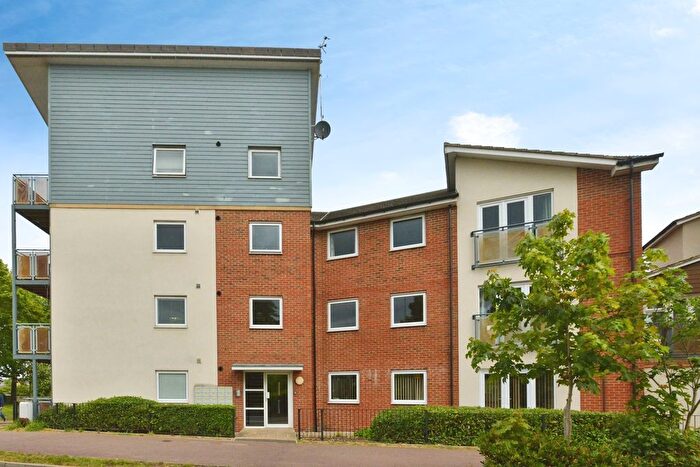 2 Bedroom Flat For Sale In Addington Avenue, Wolverton, Milton Keynes, Buckinghamshire, MK12