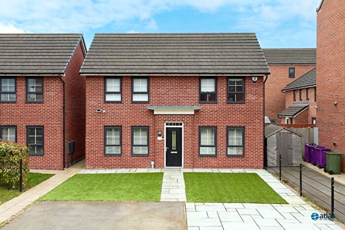 3 Bedroom Detached House For Sale In Warmwell Close, Speke, L24