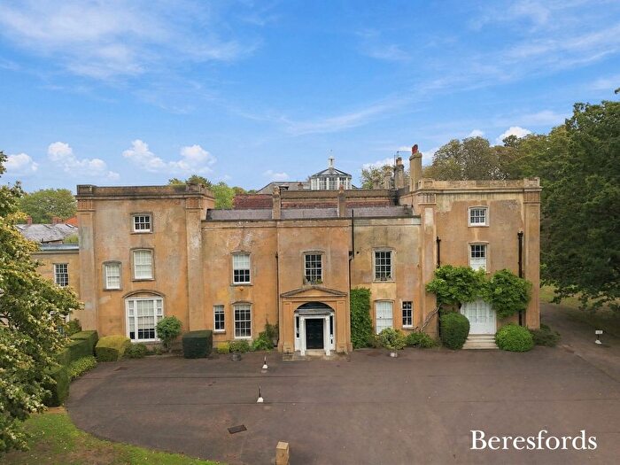 2 Bedroom Flat For Sale In Hatfield Heath Road, Sawbridgeworth, CM21