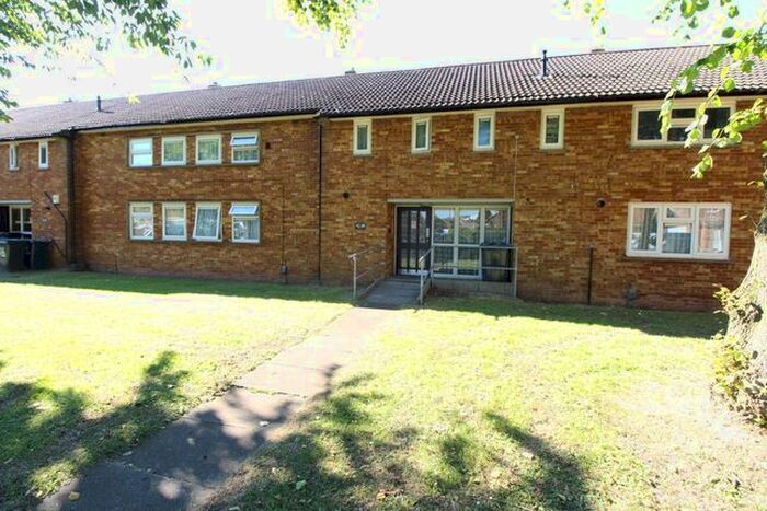 1 Bedroom Maisonette To Rent In Lyneham Road, Luton, LU2