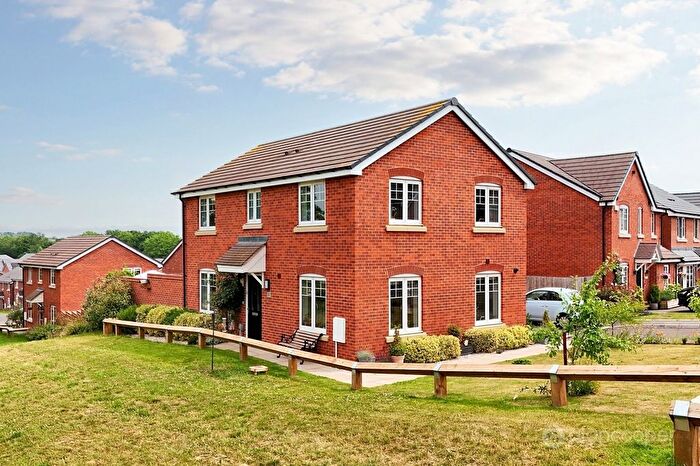 4 Bedroom Detached House For Sale In Wakem Close, Galley Common, Nuneaton, CV10