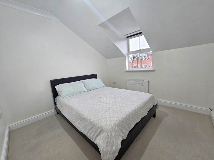 3 Bedroom Town House For Sale In Gardeners Place, Chartham, CT4