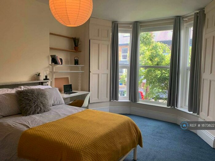 5 Bedroom Terraced House To Rent In Bower Road, Sheffield, S10