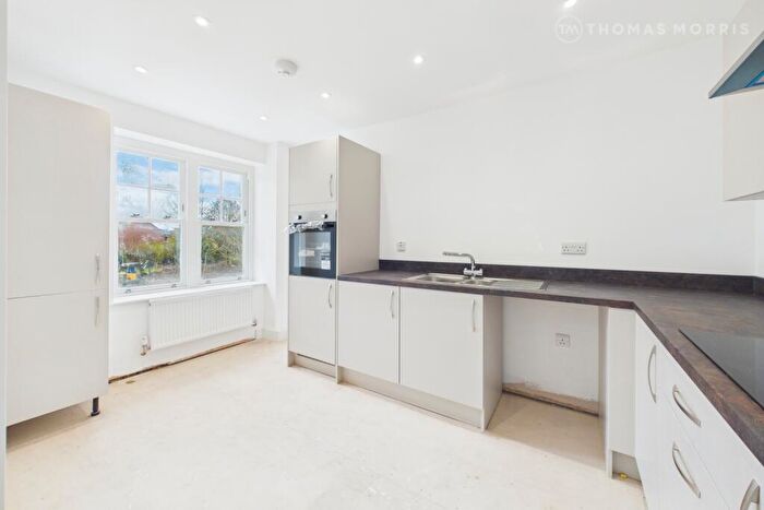 2 Bedroom Apartment To Rent In Cambridge Street, St. Neots, Cambridgeshire, PE19