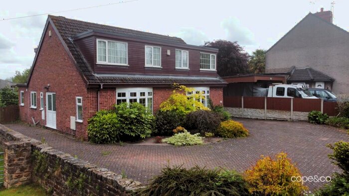 6 Bedroom Detached House For Sale In High Street, Stonebroom, Alfreton, Derbyshire, DE55