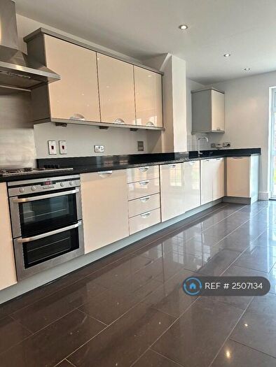 4 Bedroom Terraced House To Rent In Flowers Avenue, Ruislip, HA4