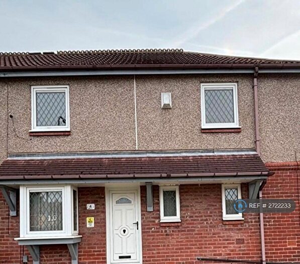 3 Bedroom Semi-Detached House To Rent In Priory Road, Barnsley, S71