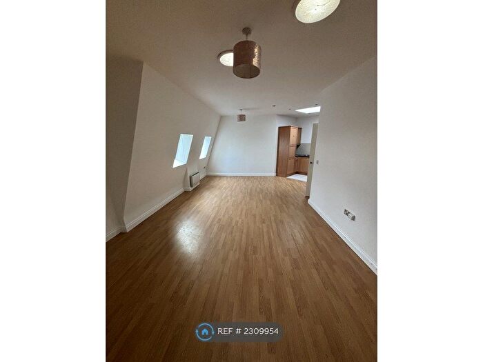 1 Bedroom Flat To Rent In Park Tower, Hartlepool, TS24