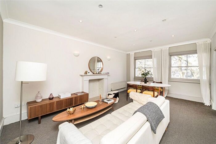 2 Bedroom Flat To Rent In Ladbroke Gardens, Notting Hill, W11