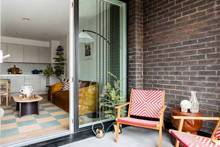 1 Bedroom Flat To Rent In Hayes, UB3