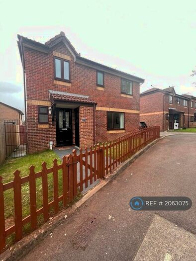 3 Bedroom Detached House To Rent In Whitley Mead, Stoke Gifford, Bristol, BS34