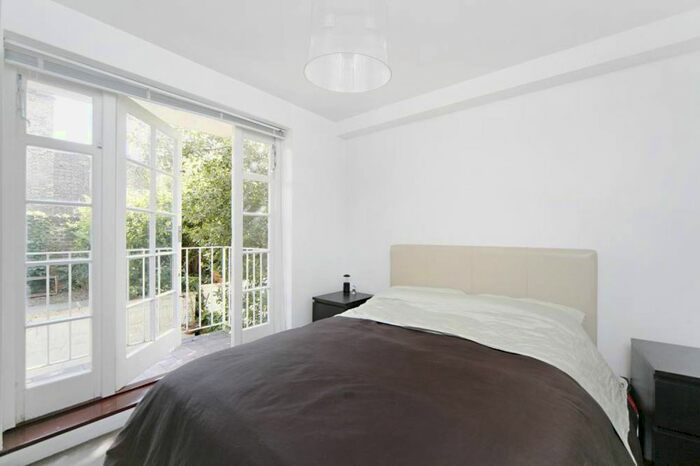 1 Bedroom Flat To Rent In Moscow Road, London, W2