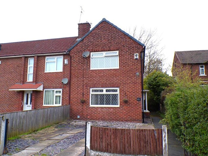 3 Bedroom Semi Detached House For Sale In Propps Hall Drive, Failsworth, Manchester, M35