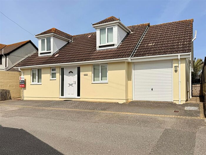 3 Bedroom Detached House For Sale In Lawton Close, Newquay, TR7