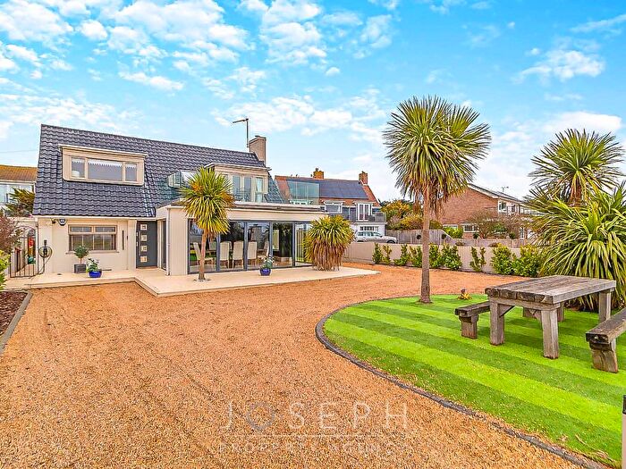 5 Bedroom Detached House For Sale In The Esplanade, Holland-On-Sea, CO15
